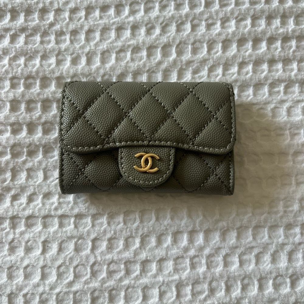 Caviar Quilted Flap Card Holder